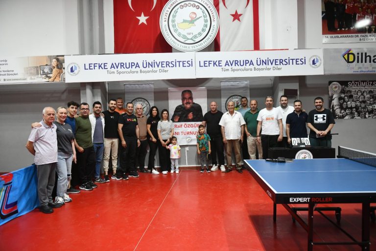Raif Özgüren Anı Turnuvasında birincilik Güren Tilki’nin